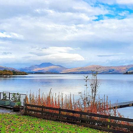 Skyline Lodge Loch Lomond Castle Lodges Balloch Extérieur photo